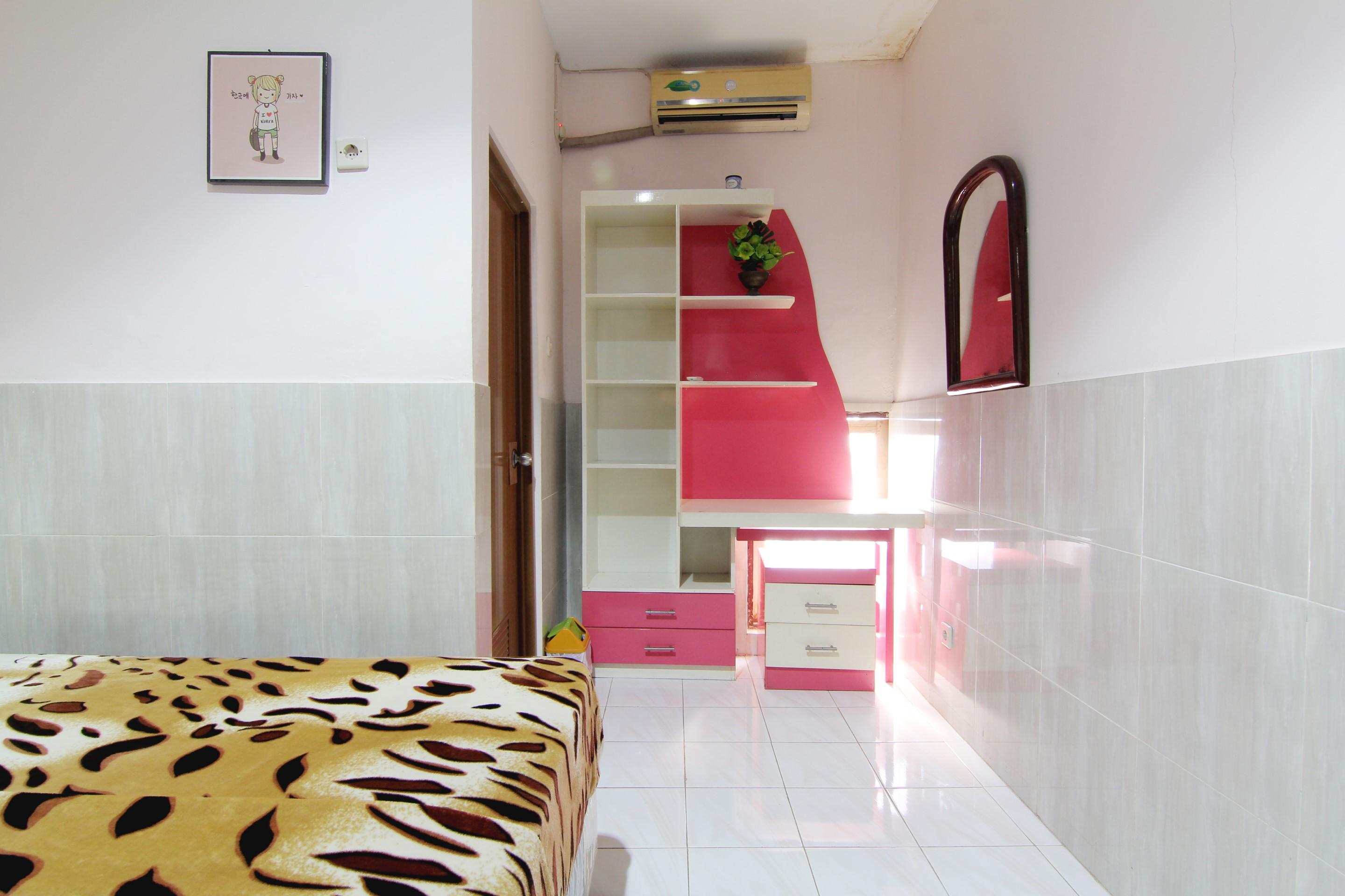 Wanderlust Homestay Джокякарта Екстериор снимка