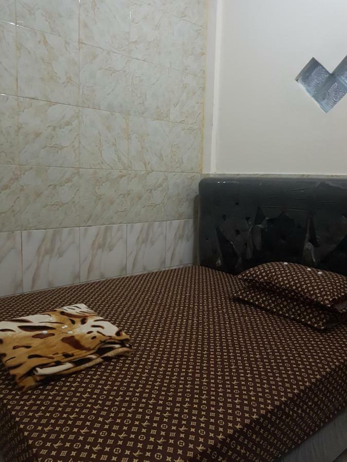 Wanderlust Homestay Джокякарта Екстериор снимка